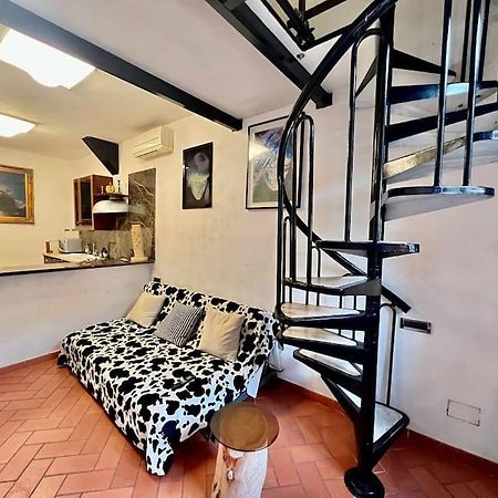 Old Town Florence- Love Apartment المظهر الخارجي الصورة